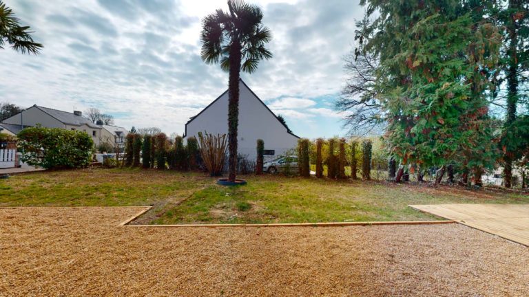 coliving-nantes-rayya-chambre-2-8-vue-jardin-1