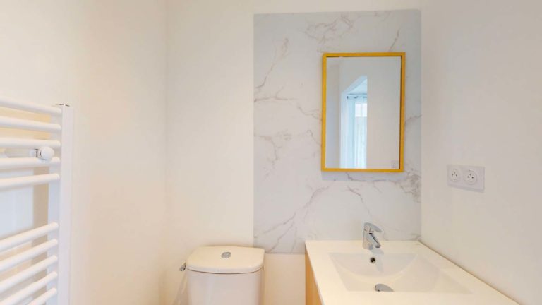 coliving-nantes-rayya-chambre-3-9-salle-de-bain-3