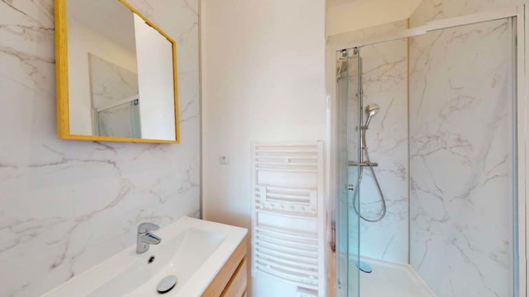coliving-nantes-repin-chambre-11-salle-de-bain-1