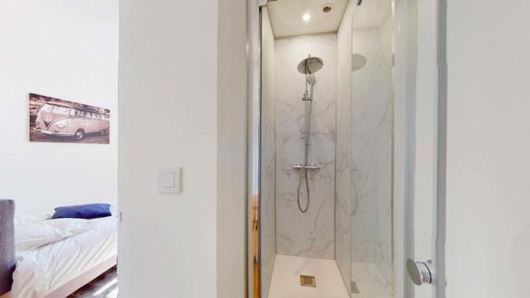 coliving-nantes-repin-chambre-12-salle-de-bain-1